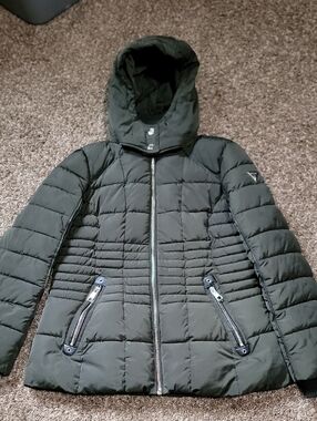 Guess L Olive Green Puffer Hooded Jacket Coat